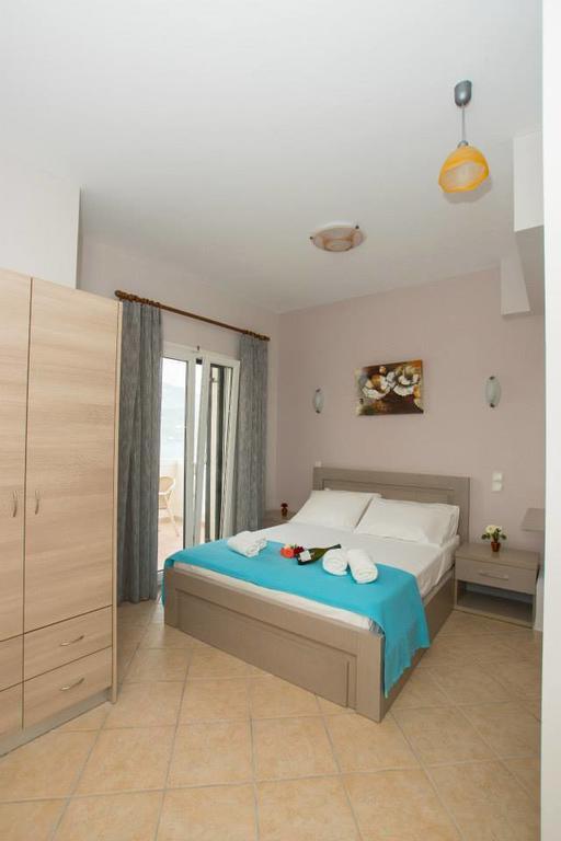 Blue Bay Apartments Sívota Cameră foto
